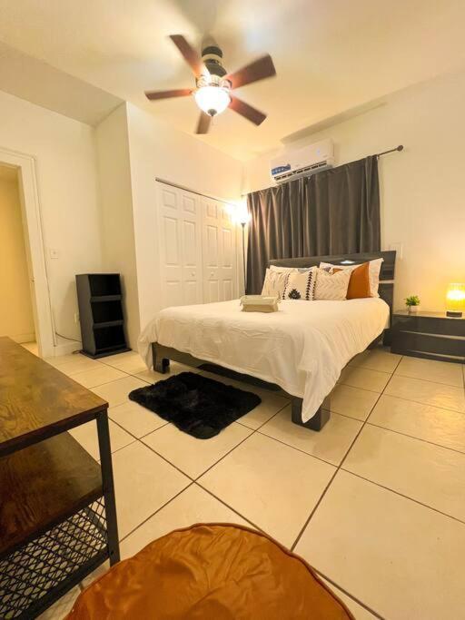 Cozy 1-Bedroom Rental In Miami Zewnętrze zdjęcie
