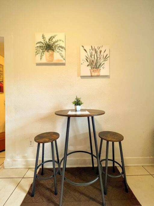 Cozy 1-Bedroom Rental In Miami Zewnętrze zdjęcie